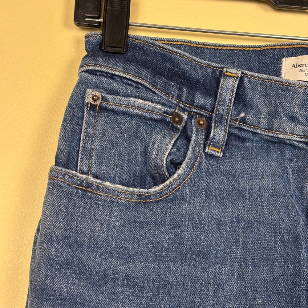 ABERCROMBIE & FITCH Ultra High Rise 70s Flare Jeans Dark Wash Blue Women Size 26 - Picture 5 of 14